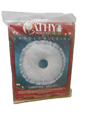 Cathy Needlecraft Inc. Candle Wicking Christmas Wreath 7860 16.5" Dia. USA