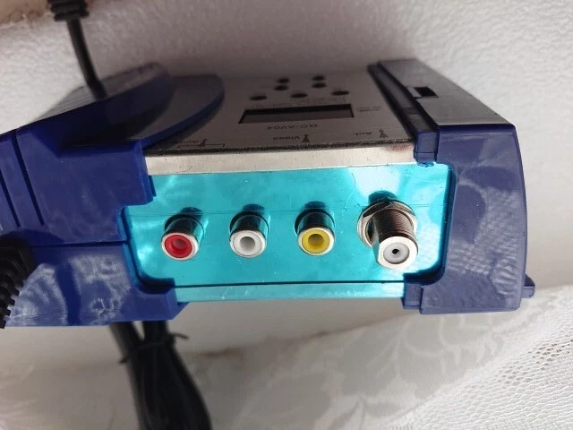 Profi UHF VHF RF HF Breitband Audio Video Modulator Cinch RCA /Antenne Konverter - Bild 4 von 4