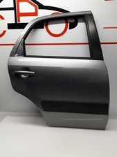 Porte arrière et accessoires Suzuki SX4