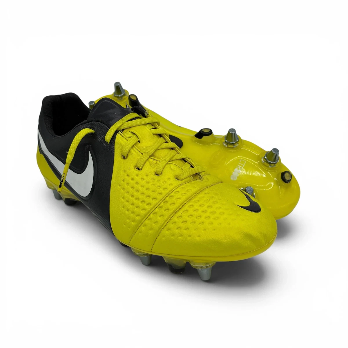Preços baixos em Tênis de futebol Nike Ctr360 maestri | eBay