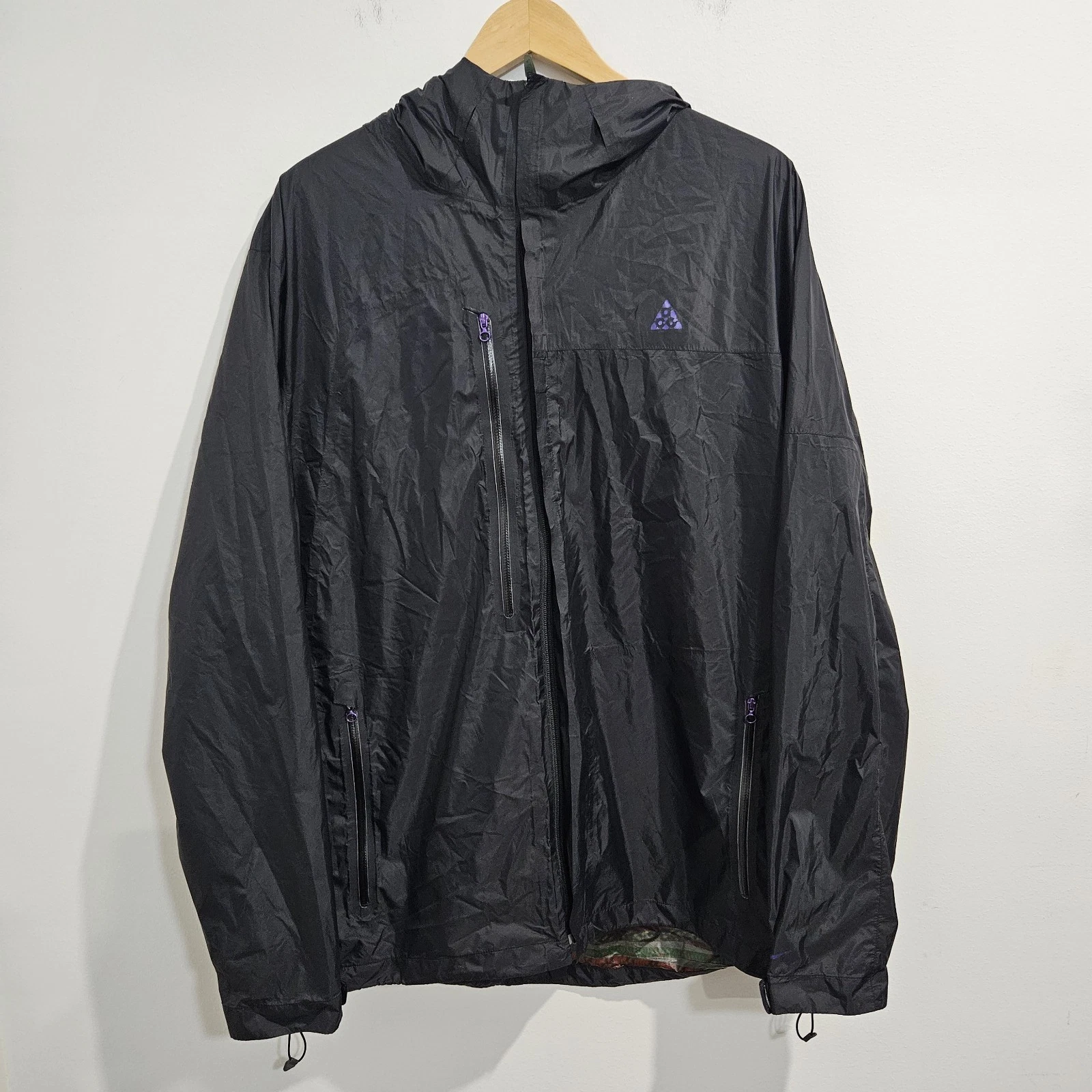 Nike Fit Storm ACG Black Purple Lightweight Rain Jacket Size Large (Flaws)
Opens in a new window or