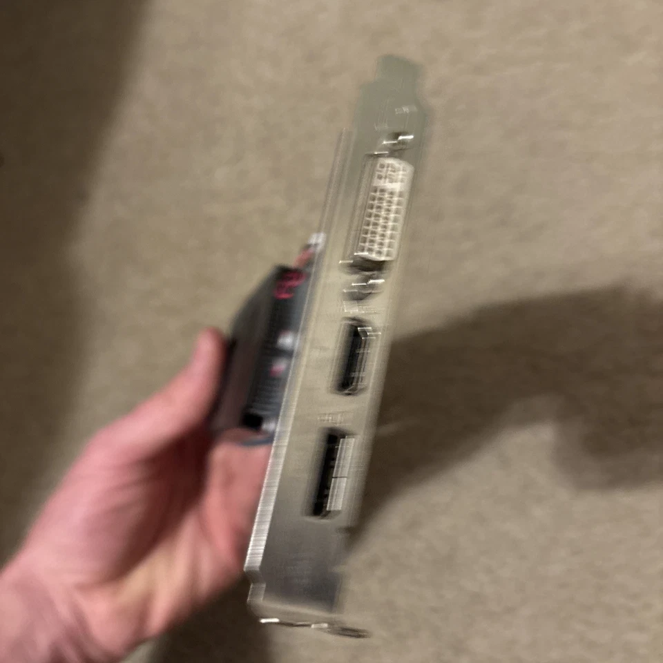 Видеокарта HP 759938-001 NVIDIA GeForce GTX 745 4 ГБ PCIe - Изображение 3 из 4