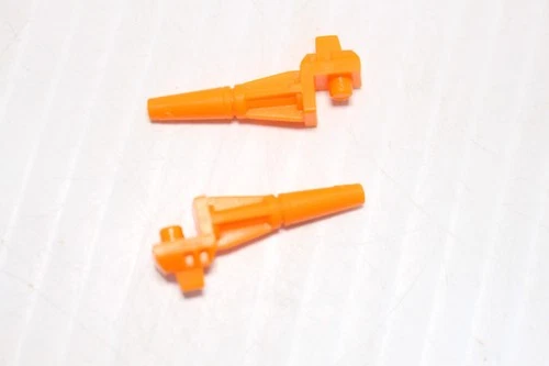 1987 Transformers G1 Scorponok Fasttrack Weapon Accessory Pair Hasbro Takara