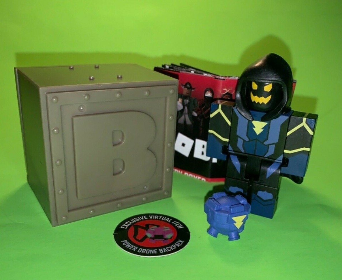 Roblox Series 6 Heroes Of Robloxia Cosminus Unused Code Figure NEW