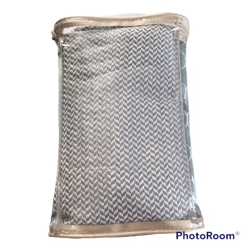 Rose Tree PLACIO Euro Sham 26x26 Blue Ivory Chevron Reversible Button Closure - Picture 3 of 6