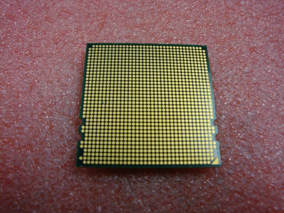 AMD Opteron 8425 OS8425PDS6DGN 2.1 GHz Six Core CPU Socket F 1207 - Image 2 of 2
