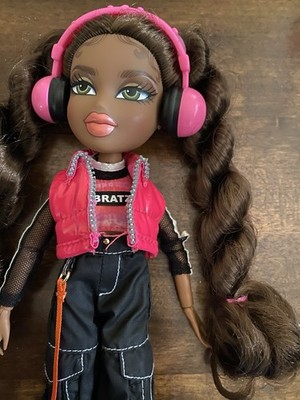 Always Bratz Sasha doll With clothes And accessories