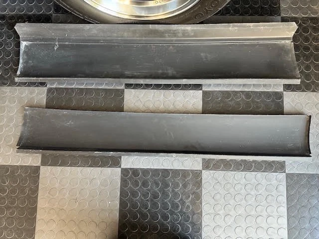 Paneles balancines exteriores de chapa Sunbeam Tiger/Alpine Repair Foto 2 de 4