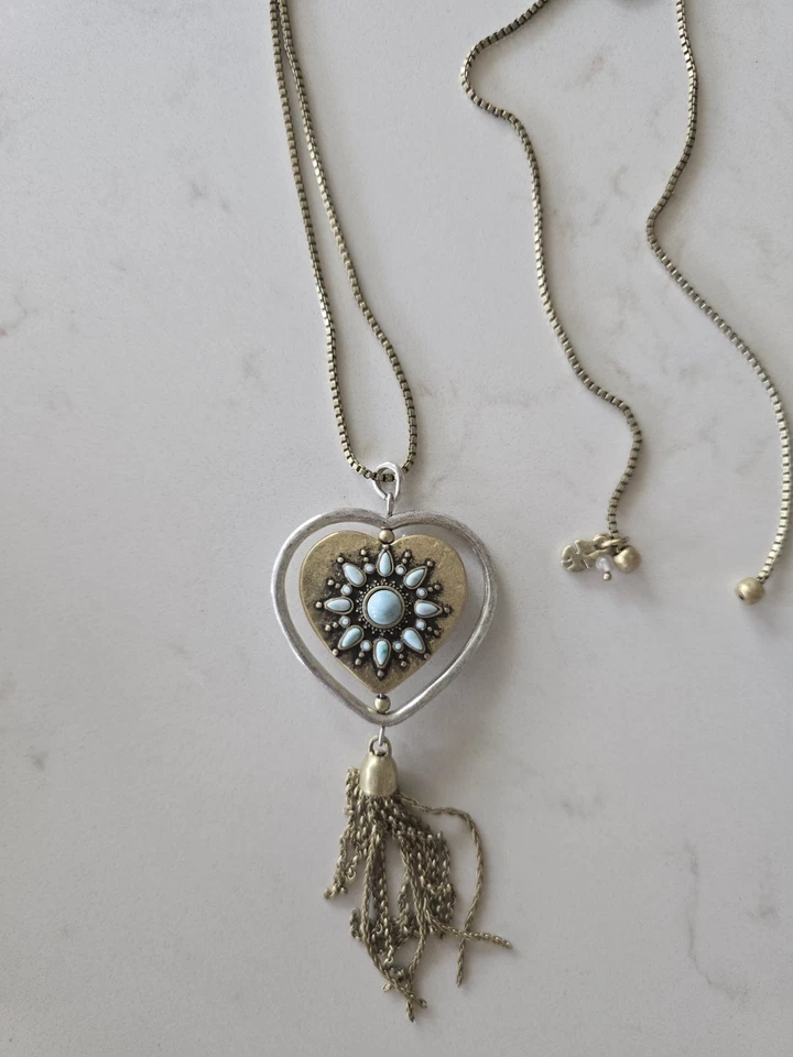 Lucky Brand Antique Gold Tone Reversible Heart Pendant Tassel Necklace - Image 4 of 4