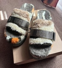 UGG Fluff Yeah Women s Faux Fur Slip-On Slide Slippers Striped Gray US 6