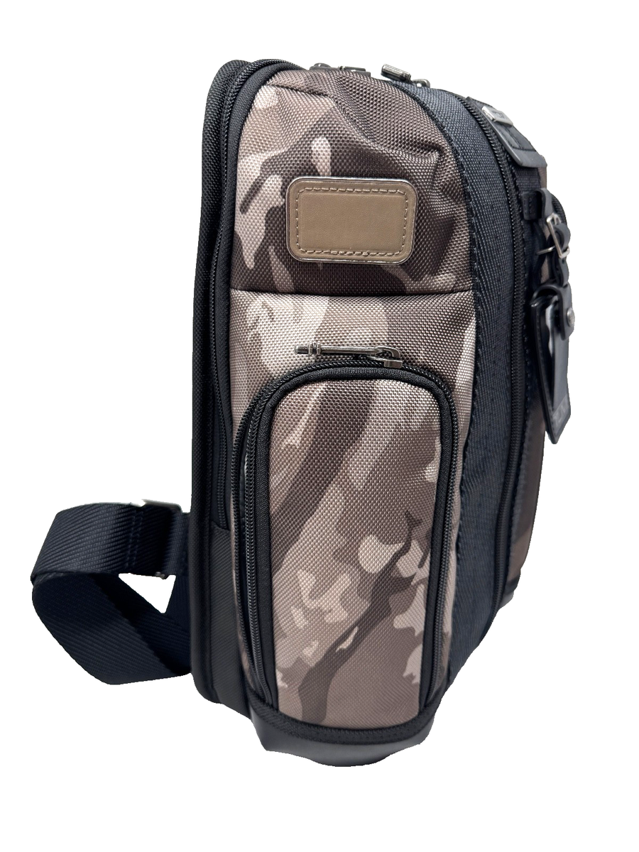 【極美品】TUMI スリングバッグ カモ柄 TUMI 02223393CTYMPO Higgins Sling Ballistic Nylon Men's City Map
