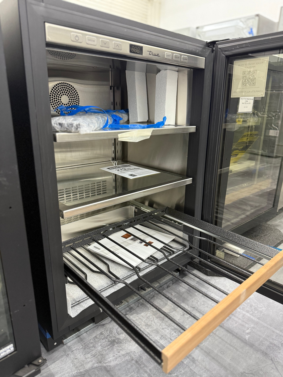 True Residential 24” Panel Ready Beverage Center NATIONWIDE SHIPPINNG