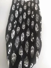 Handmade Black and White Plastic Grocery Bag Holder