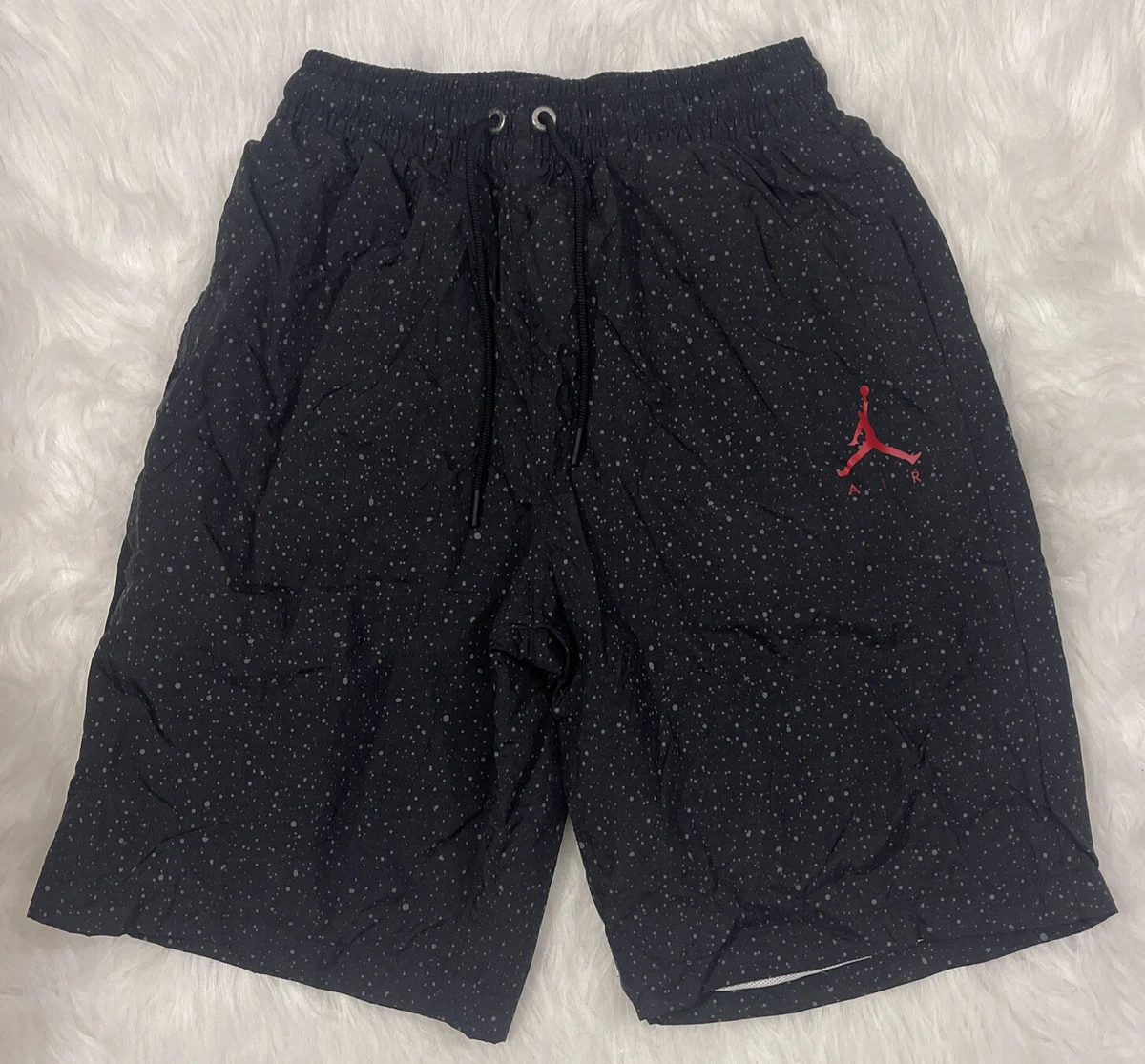 Egnet Mere end noget andet Twisted mens AIR JORDAN shorts swim trunks small black red with gray specks | eBay