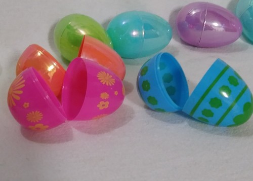 Specialità Uova di Pasqua in Plastica Riempibili 2 Misure 10 Pezzi Iridescenti, Vortice, Stampate - Foto 12 di 14
