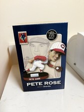 Pete Rose Cincinnati Reds MLB 2014 SGA Bobblehead NIB Reds Museum Rookie Version
