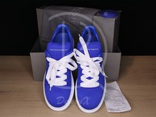 Alexander McQueens 'Blue Velvet' Oversized (41)