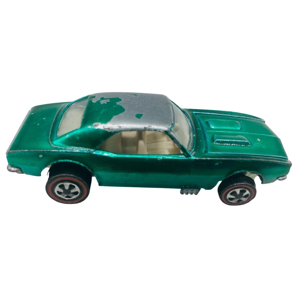 Camaro Hot Wheels Redline Custom 1967 interior verde tostado  Foto 4 de 4