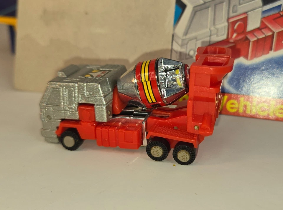 GoBots Block Head Enemy Robot Cement Mixer MR-36 1984 Package Cardback - Image 4 of 4