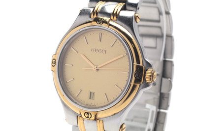 Vintage Gucci 9040M 35mm Gold Dial Silver Two Tone Quartz Men's Watch Swiss made