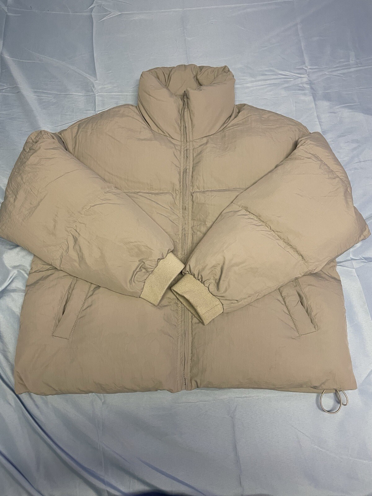 Cold Weather Laundry Puffer Jacket for Winter Wear
