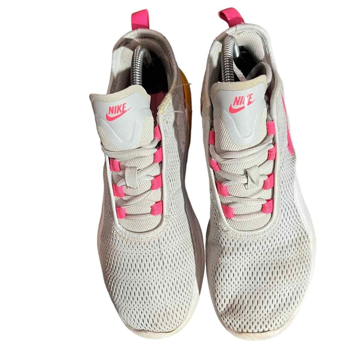 nike women's air max motion 2 shoes grey and peach