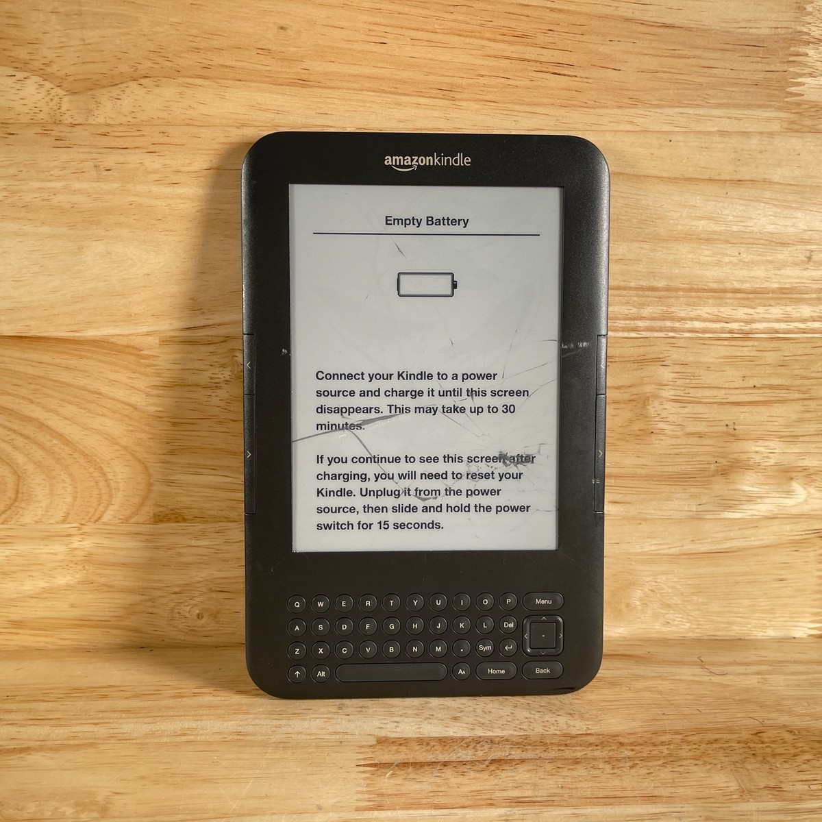 Amazon Kindle Keyboard D00901 3rd Gen 4GB 6