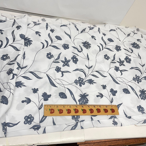 3 Yards Gray Flowers on White Cotton Quilting Fabric eBay
