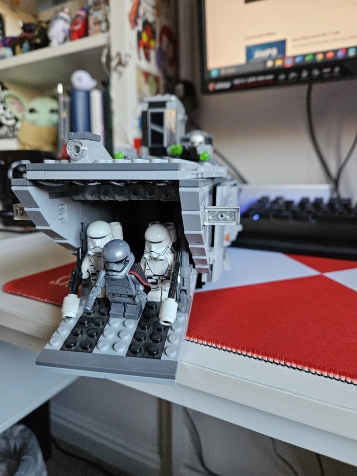 LEGO 75103: STAR WARS First Order Transporter - 100% VOLLSTÄNDIG Karton & Anleitung - Bild 2 von 4