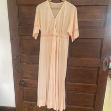 VTG peach Long House Robe Lightweight House Coat