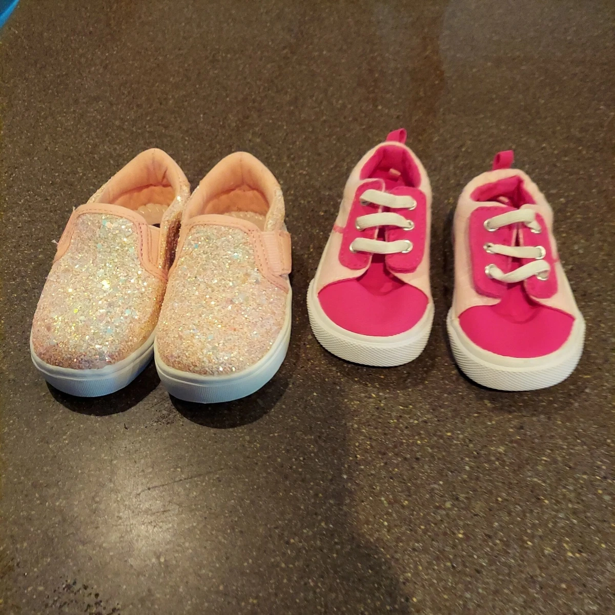 2 Pairs Of Little Girls Shoes Size 5 eBay