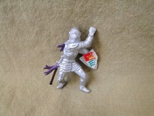 DAMAGED Vintage Britains Ltd. Deetail Medieval Knight Figure