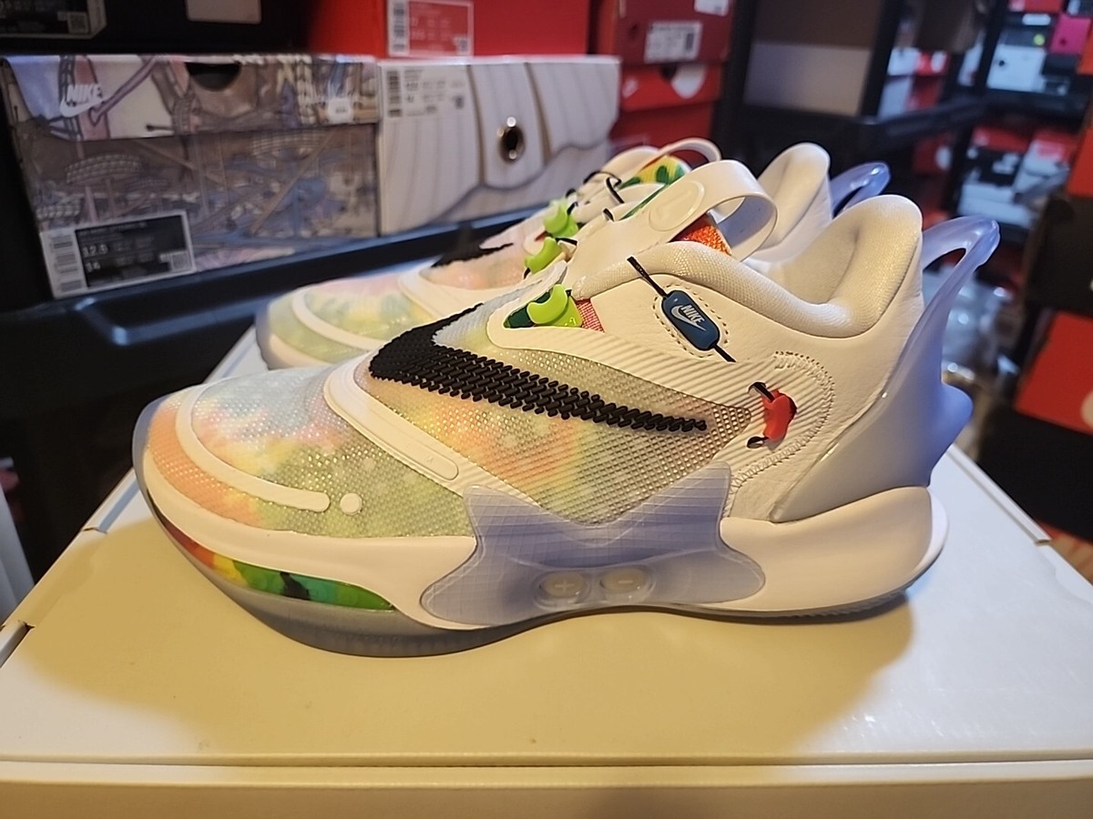 black red and white nike air max