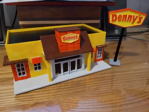 Denny's Restaurant HO or N Scale Building Choose White or Hand Painted! Dennys