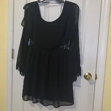 NWT Doe & Rae Women’s Dress Black Sz S Lined Cold Shoulder Long Sleeves Lace