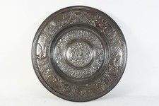 C62K01- Historismus Gusseisen Prunkteller Sternzeichen August Kitschelt um 1890