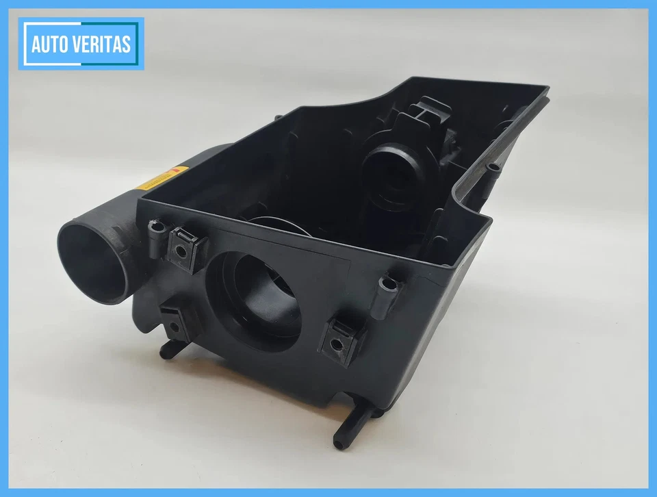 Original Mercedes-Benz A 160 W168 body air filter box A1660940001 - Image 2 of 4