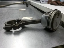 Piston and Connecting Rod Standard From 1999 Ford F-250 Super Duty  5.4