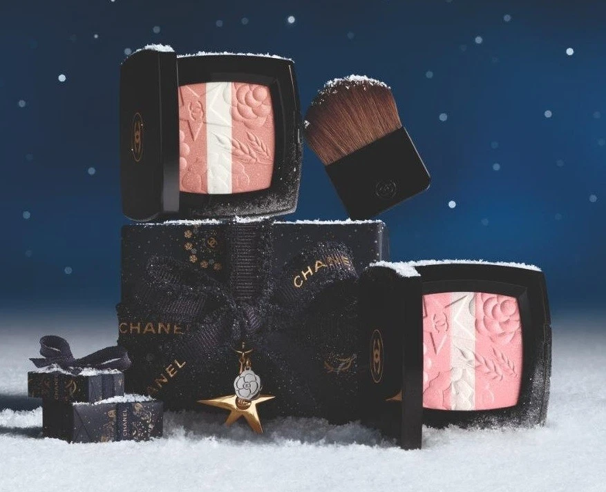 CHANEL Illuminating Powder Blush #997 Rose Lumiere / #998 Holiday 2025 Pre-sale - Image 4 of 4