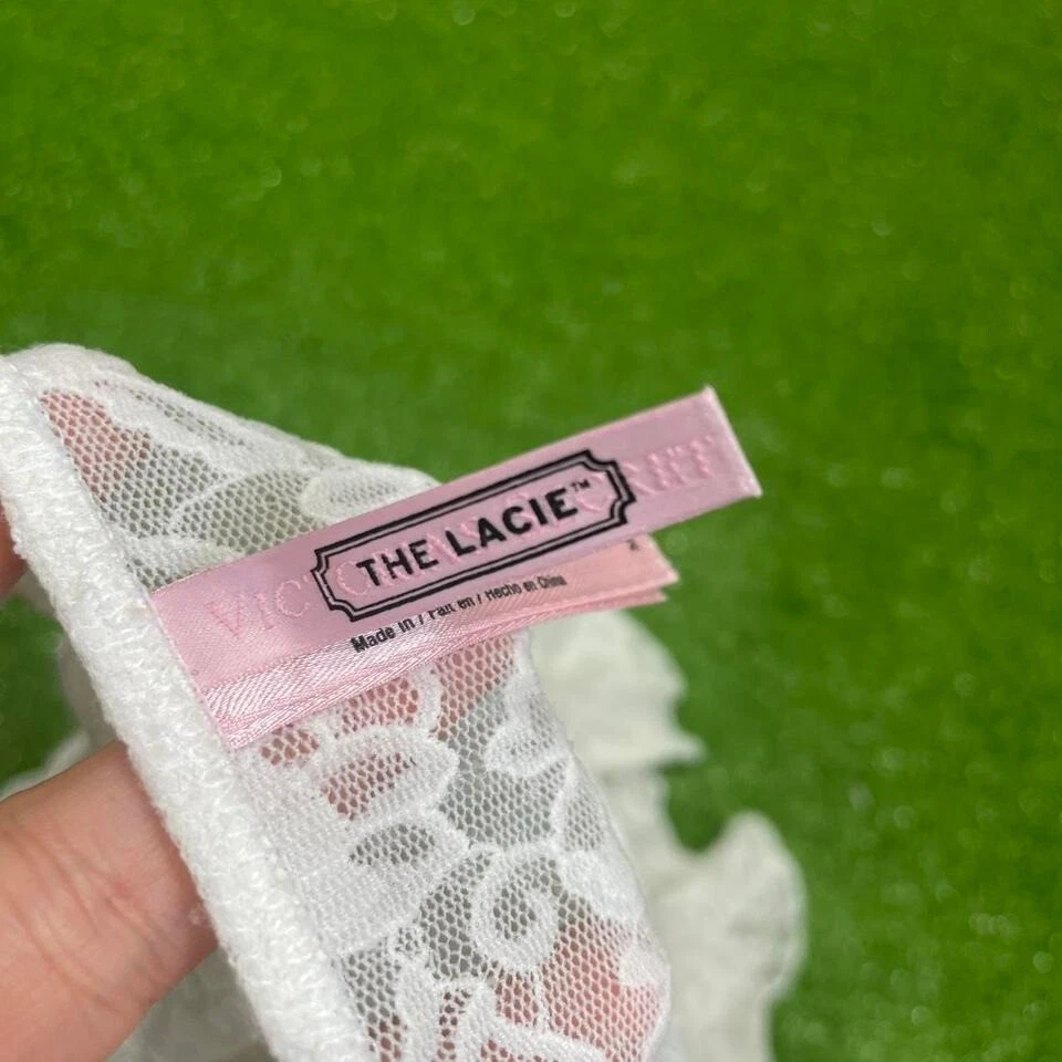 UNDERCOVER Victorias Secret Y2K "The Lacie" bianco pizzo slip lingerie mini abito orlo arricciato