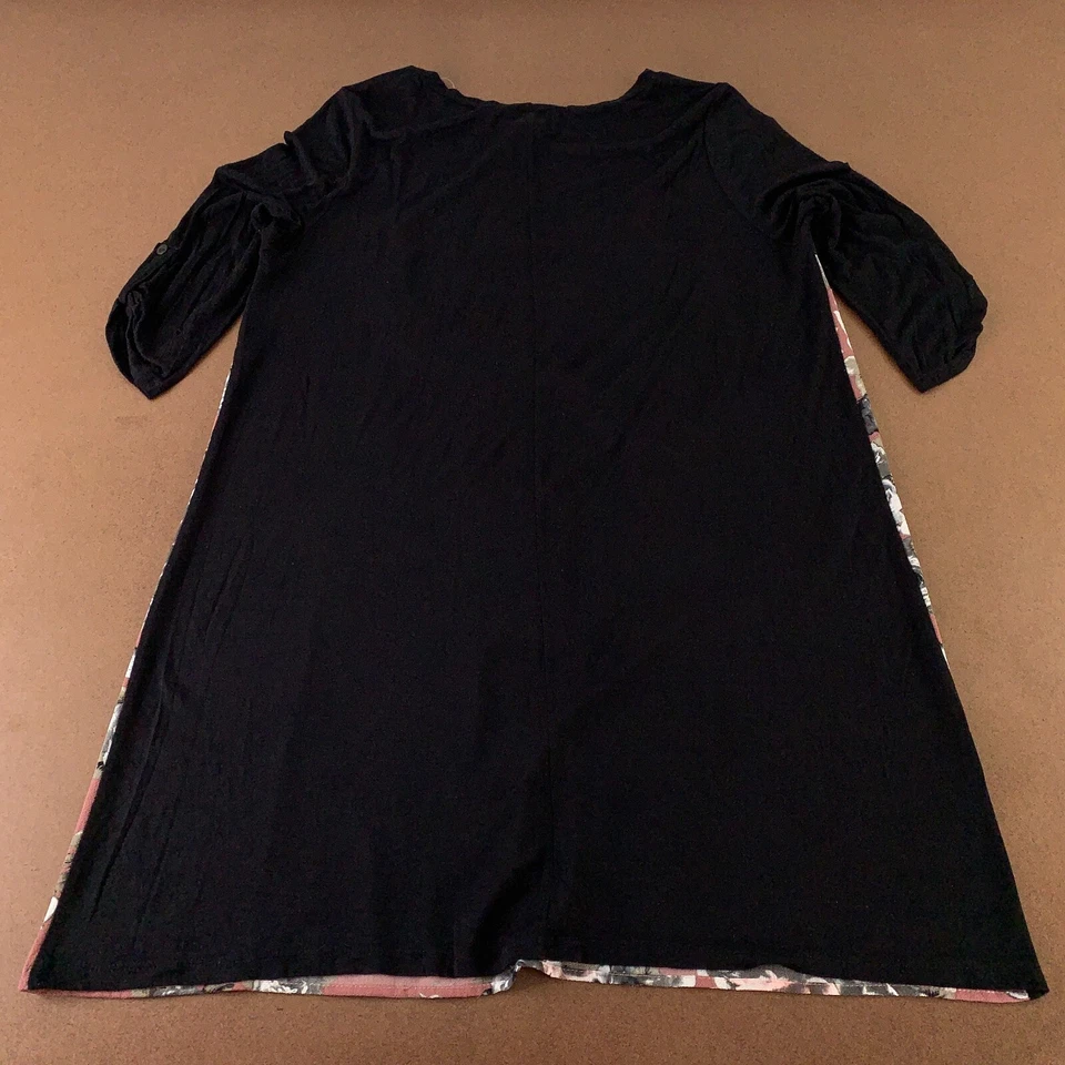 Maxi Vestido Janette Plus Para Mujer 3X Negro Malva Floral Manga Larga Cuello Redondo Foto 3 de 4