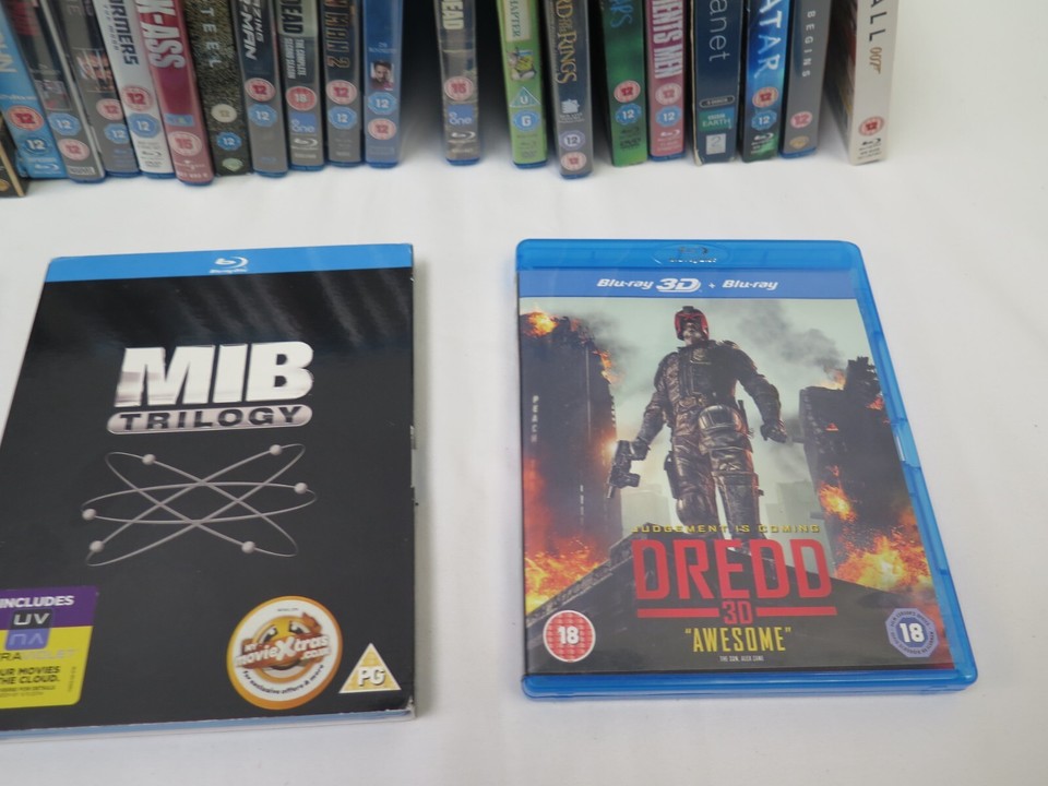 BluRay x28 Bluray Job Lot Bundle Walking Dead Avatar Dredd Batman