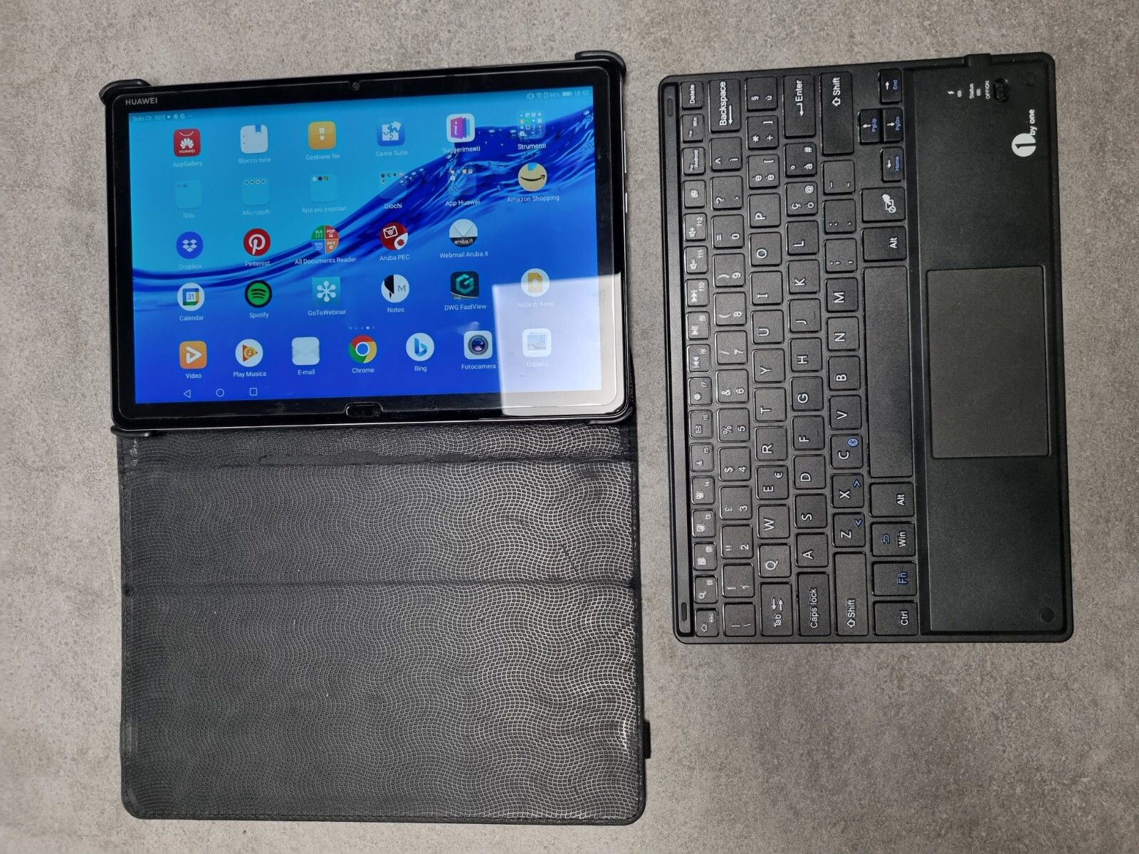 Huawei MediaPad M5 Lite 10 BAH2-L09 4G LTE 3GB 32GB + Tastiera Bluetooth foto 2