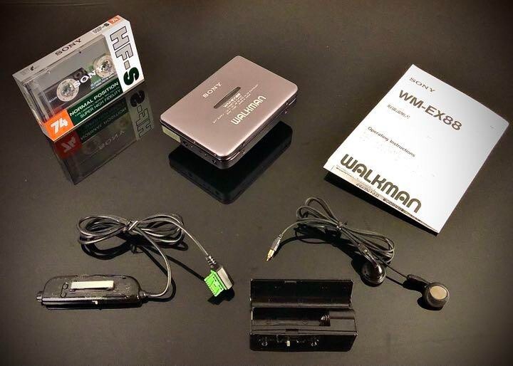 SONY WM-EX88 Sony Walkman Portable Cassette Player Working