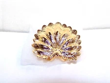 1990 AVON SCULPTED FAN SCARF RING - NEW Mint - Never Worn
