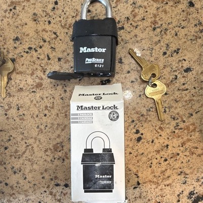 Master Lock Pro Series 6121 Keyed Different Rekeyable Outdoor Black Padlock