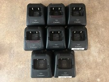 LOT OF 8 MOTOROLA NTN1174A RADIO BATTERY CHARGER BASE