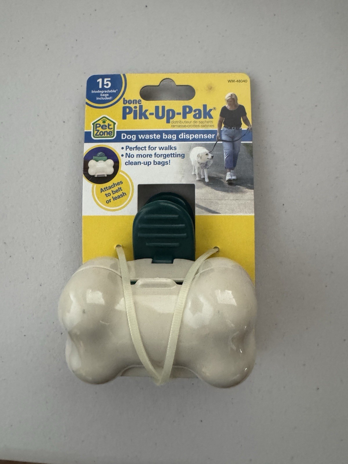 15 biodegradable" included! Bone Pik-Up-Pak Bag dispenser Pe