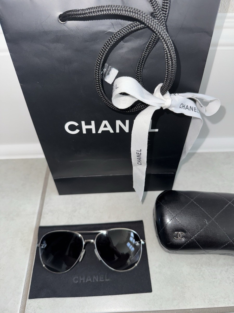VTG Y2K AUTH CHANEL Pilot Classic Aviator Sunglass Silver Gray