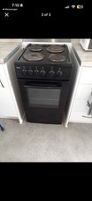 Electric Cooker Swan  with Solid Plate Hob - Black.